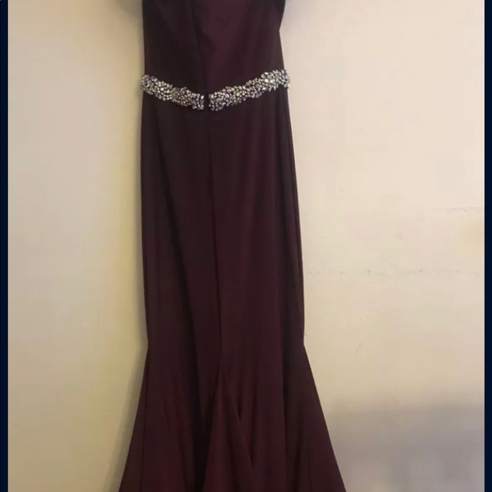 Jovani - Picture 4 of 4